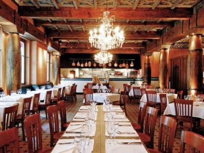 Astoria Hotel 4*