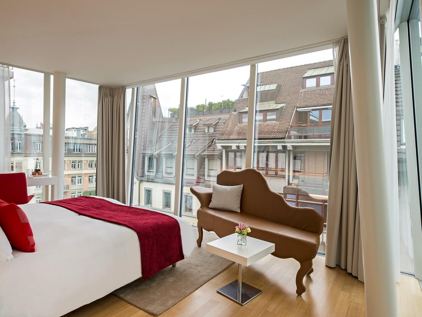 Astoria 4*
